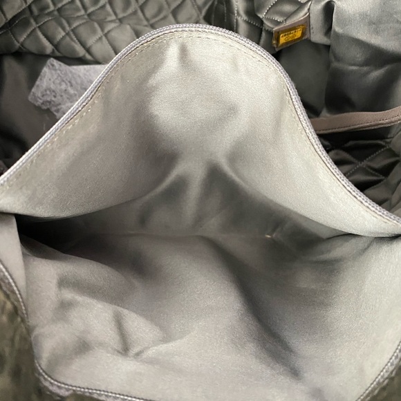 🛑🛑Reduced 🛑🛑Le Marais  Distressed Chanel Tote - Picture 11 of 16